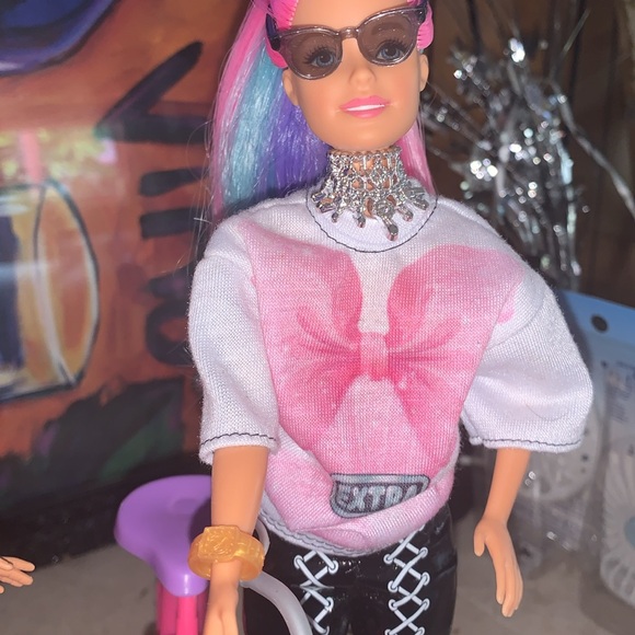 Barbie bundle - Picture 3 of 7